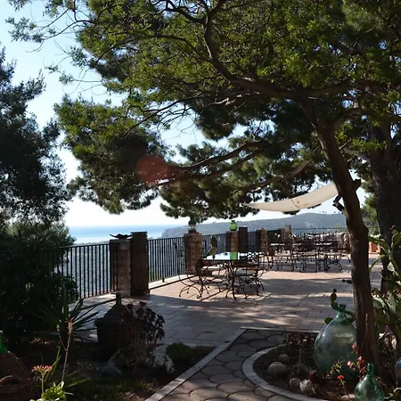 Residenza Collina Dei Pini Lägenhetshotell Vieste
