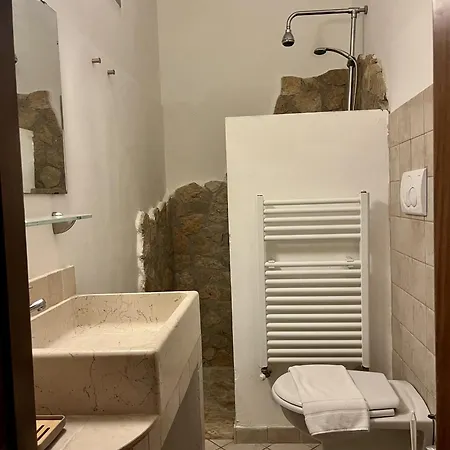 Lägenhetshotell Residenza Collina Dei Pini 3*