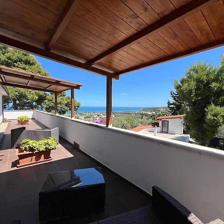 Residenza Collina Dei Pini Lägenhetshotell 3*