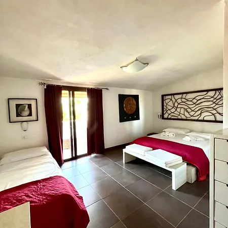 Lägenhetshotell Residenza Collina Dei Pini